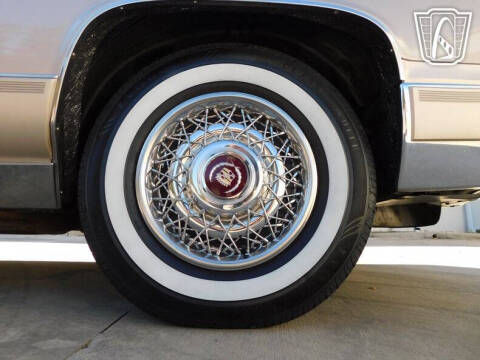 1991 Cadillac Brougham