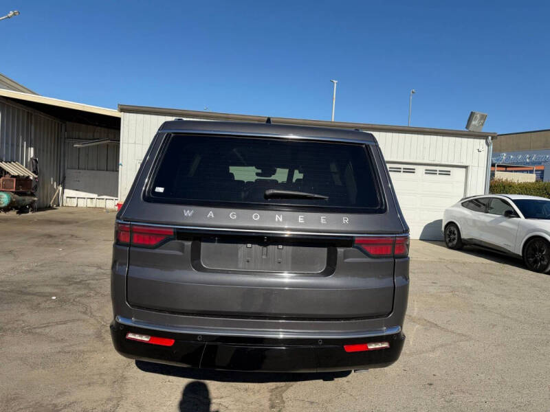 2024 Jeep Wagoneer
