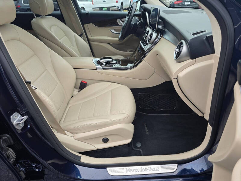 2019 Mercedes-Benz GLC GLC 300 4MATIC