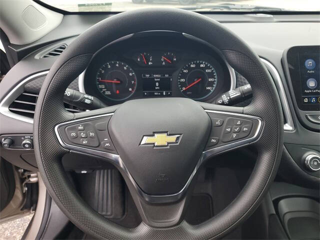 2025 Chevrolet Malibu LS
