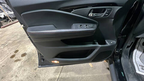 2017 Honda Ridgeline Black Edition