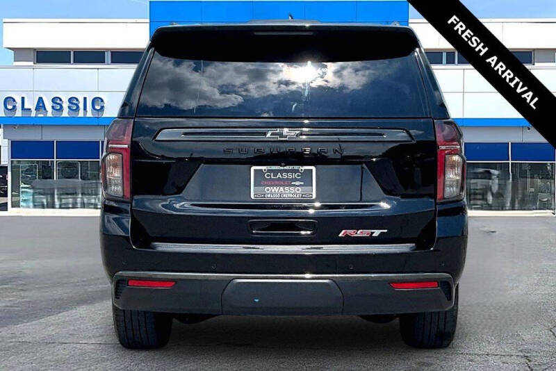 2021 Chevrolet Suburban RST
