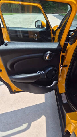 2016 MINI Hardtop 4 Door Cooper