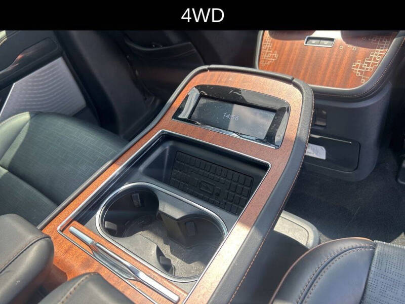 2025 Lincoln Navigator Black Label