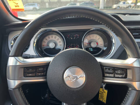 2012 Ford Mustang V6 Premium