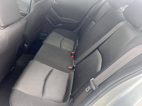 2017 Mazda MAZDA3 Sport