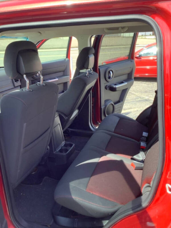 2011 Dodge Nitro Detonator