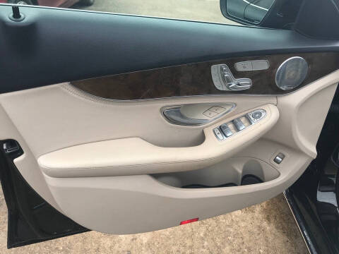 2015 Mercedes-Benz C-Class C 300