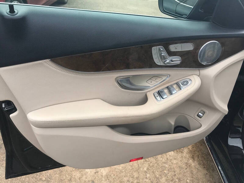 2015 Mercedes-Benz C-Class C 300