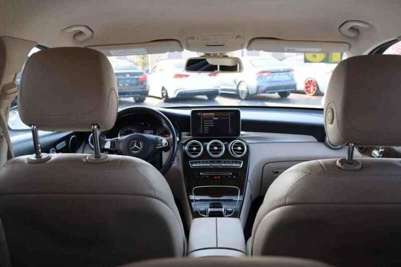 2016 Mercedes-Benz GLC GLC 300