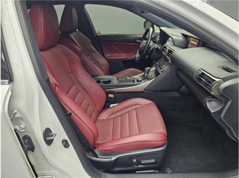 2020 Lexus IS 350