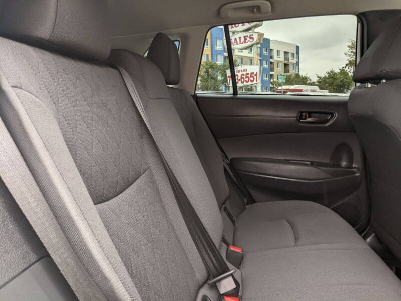 2025 Toyota Corolla Cross LE