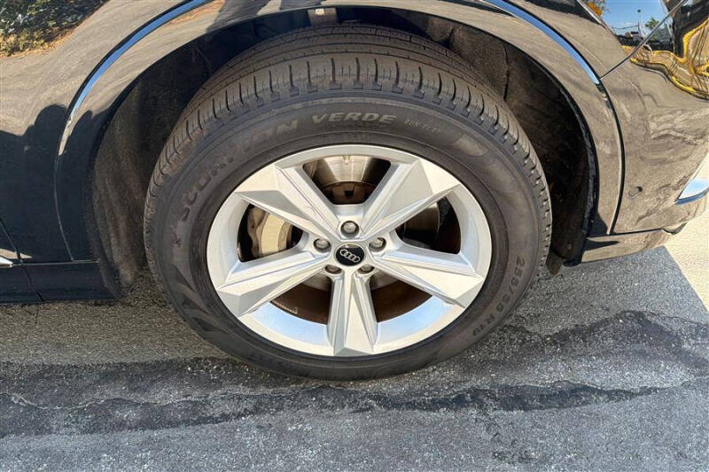 2024 Audi Q7 quattro Premium Plus 45 TFSI