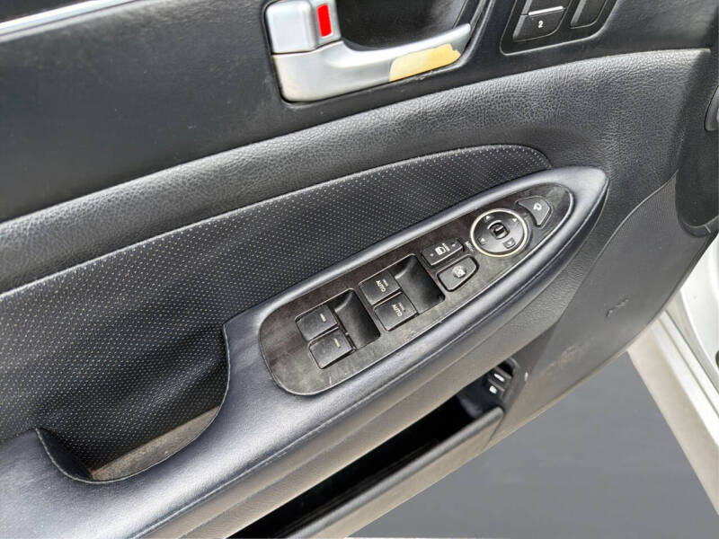 2012 Hyundai Genesis 3.8L V6