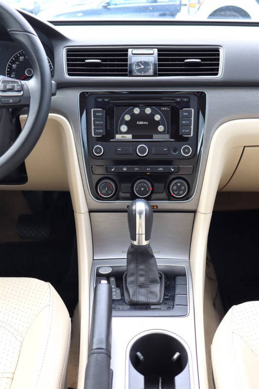 2014 Volkswagen Passat
