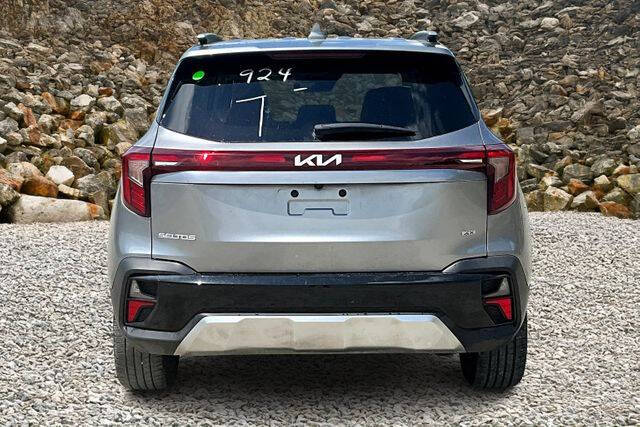 2025 Kia Seltos SX