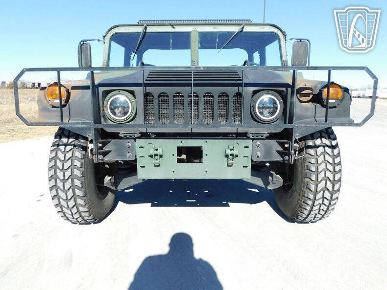 2002 AM General M1123