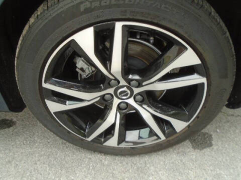 2024 Volvo S60 B5 Plus Dark Theme