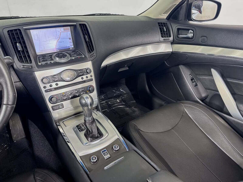 2014 Infiniti Q60 Convertible