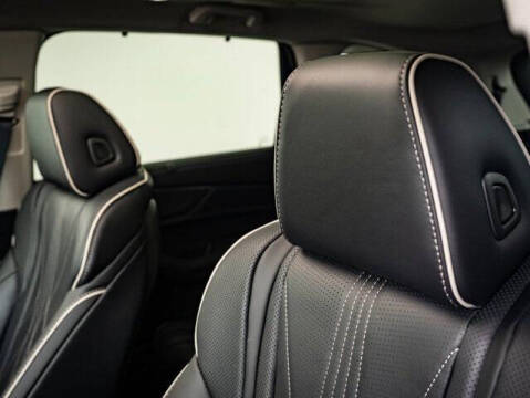 2025 Acura MDX SH-AWD w/Advance