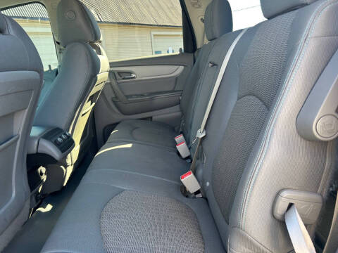 2017 Chevrolet Traverse LS