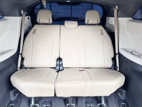 2022 Toyota Sienna XLE 7-Passenger
