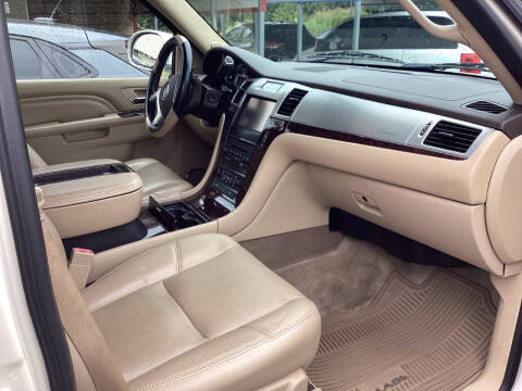 2013 Cadillac Escalade Premium