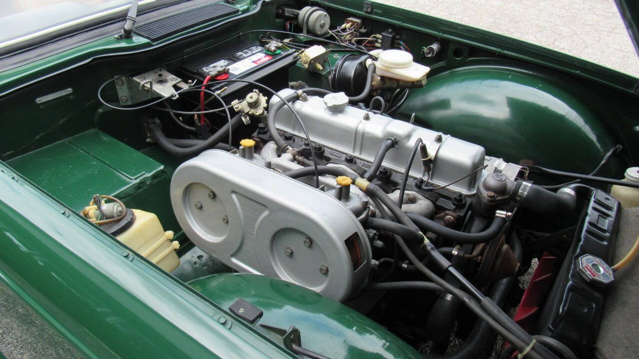 1976 Triumph TR6 17
