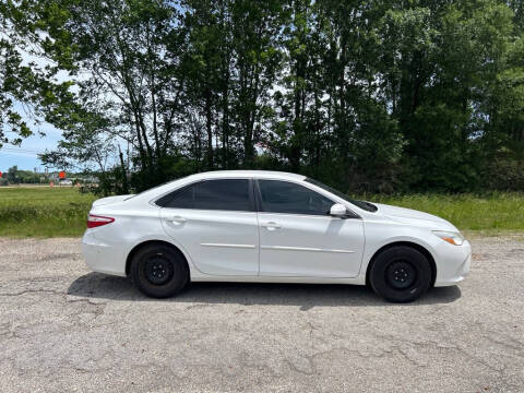 2017 Toyota Camry LE