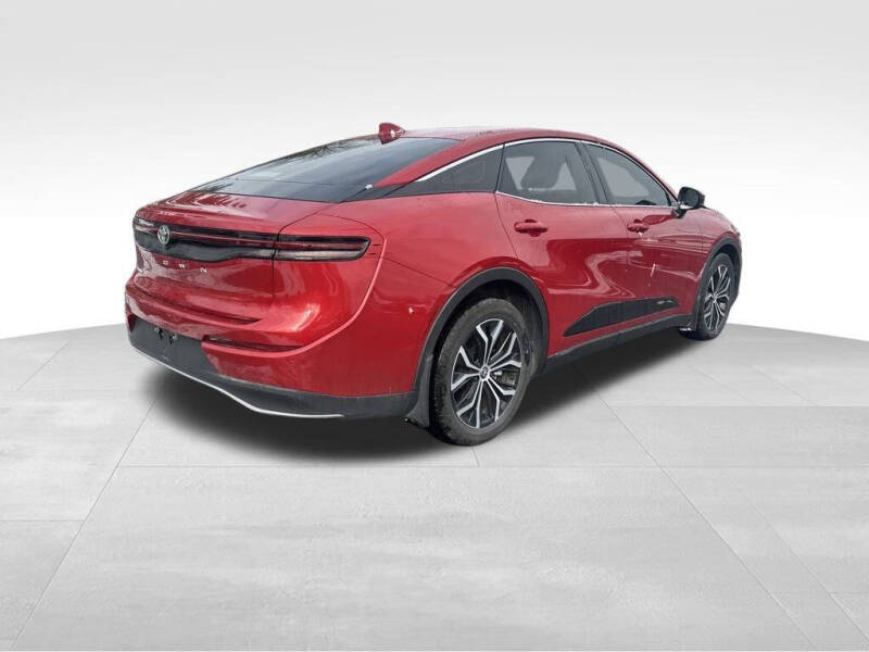 2024 Toyota Crown XLE