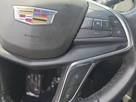 2023 Cadillac XT5 Luxury