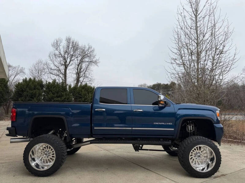 2016 GMC Sierra 2500HD Denali