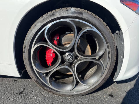 2022 Alfa Romeo Giulia Veloce