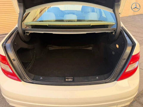 2010 Mercedes-Benz C-Class