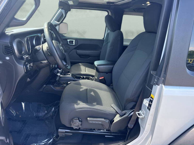 2022 Jeep Wrangler Sport S