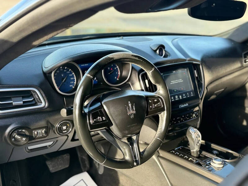 2017 Maserati Ghibli