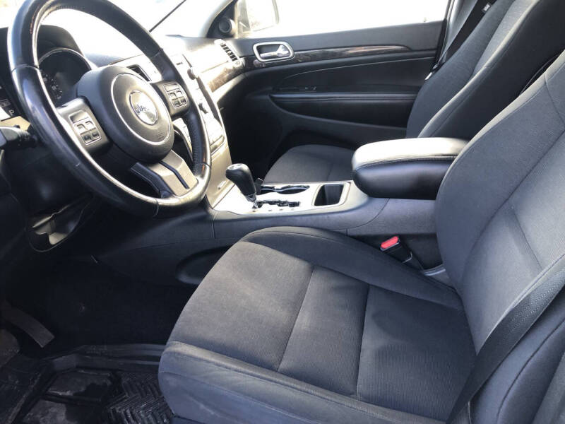 2012 Jeep Grand Cherokee Laredo