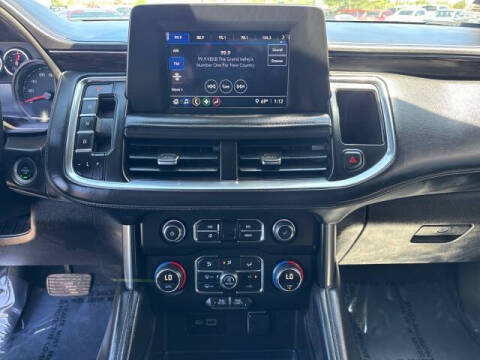 2022 Chevrolet Suburban LS