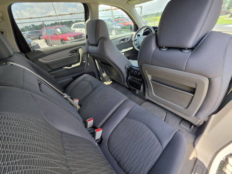 2017 Chevrolet Traverse LS