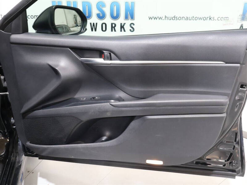 2018 Toyota Camry SE