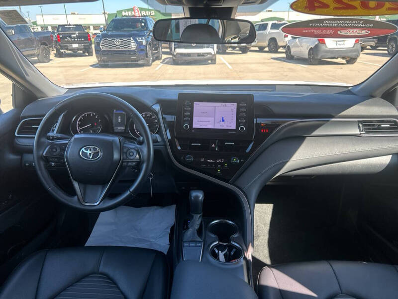 2024 Toyota Camry SE