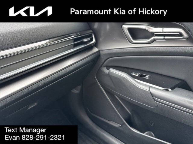 2024 Kia Sportage EX