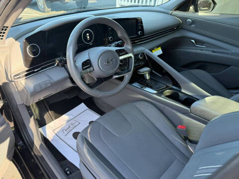 2022 Hyundai Elantra