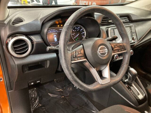 2020 Nissan Versa SR