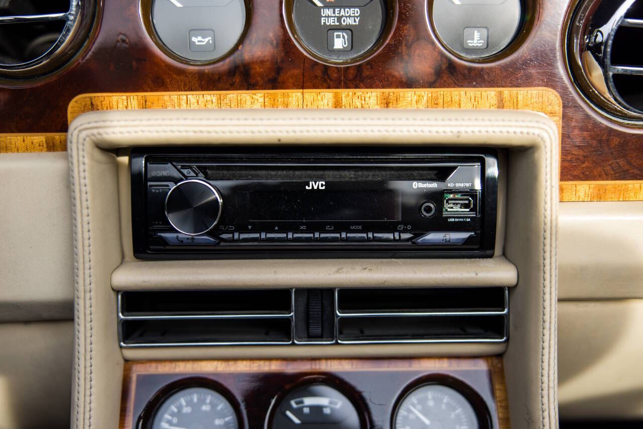 1991 Rolls-Royce Corniche 21