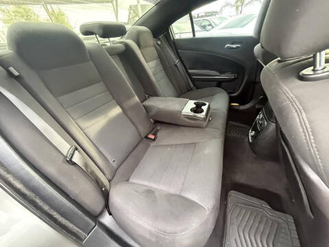 2012 Dodge Charger SE