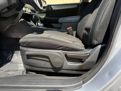 2017 Subaru Outback 2.5i