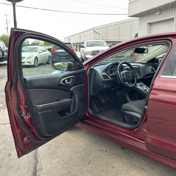 2015 Chrysler 200 Limited
