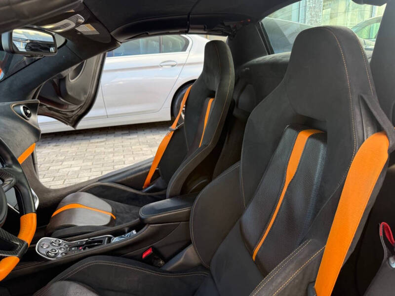 2020 McLaren 570S Spider