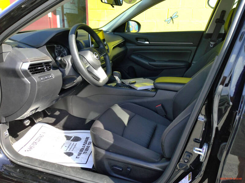 2025 Nissan Altima 2.5 SV